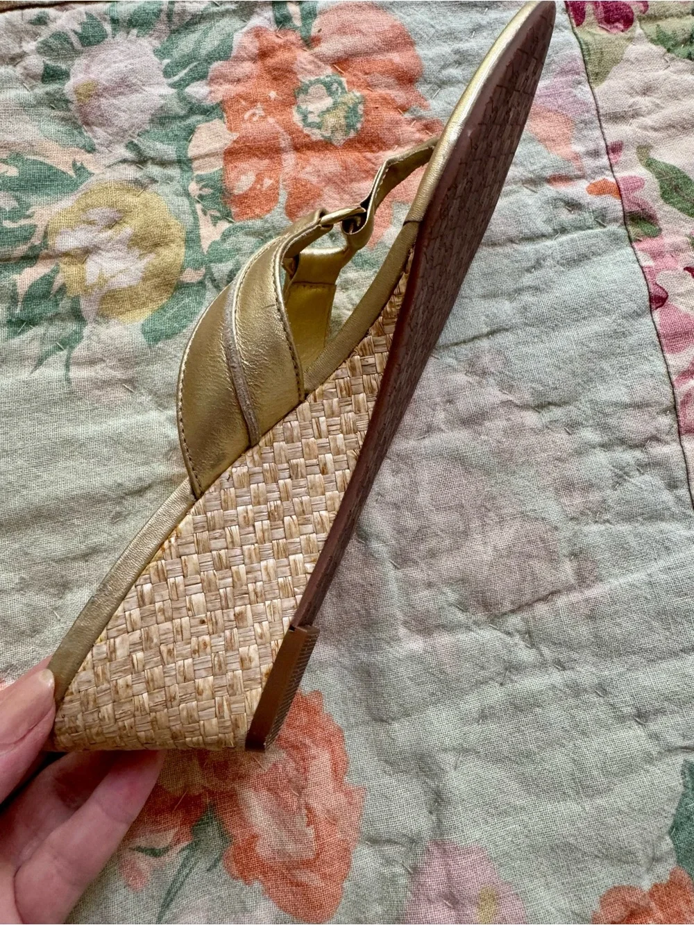 Lilly Pulitzer Metallic Gold Thong Sandals - Picture 6 of 8